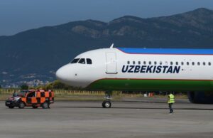 Uzbekistan Airways orders 22 Boeing 787s in largest deal in airline history Uzbekistan Airways