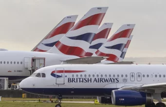 A British Airways Dreamliner has issued a mayday call over central NSW and returned to Sydney. British Airway