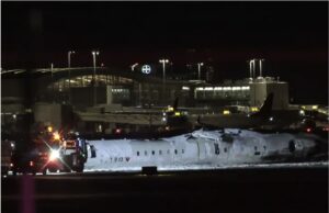 Delta Airlines Bomb Threat Forces Plane Evacuation … At LaGuardia Airport in N.Y.