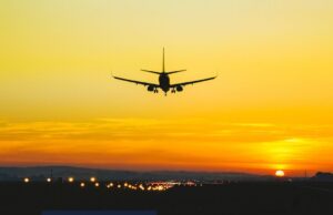 US airlines restore normal schedules as FAA lifts emergency flight-reduction order