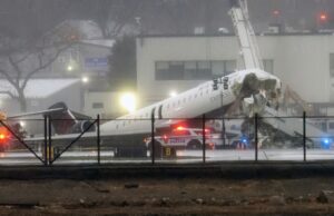 LaGuardia controller under investigation in Air Canada Express runway collision credits: Air Canada Express