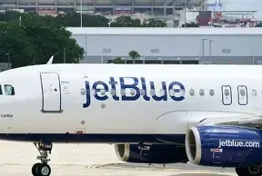 The Aircraft Involved: An Airbus A321-200 N977JE credits: JetBlue