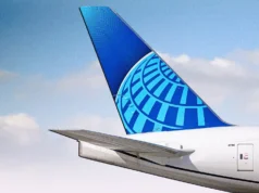 United passenger tries to open door mid-flight, plane diverts to Dulles credits: united-airlines