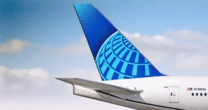 United passenger tries to open door mid-flight, plane diverts to Dulles credits: united-airlines